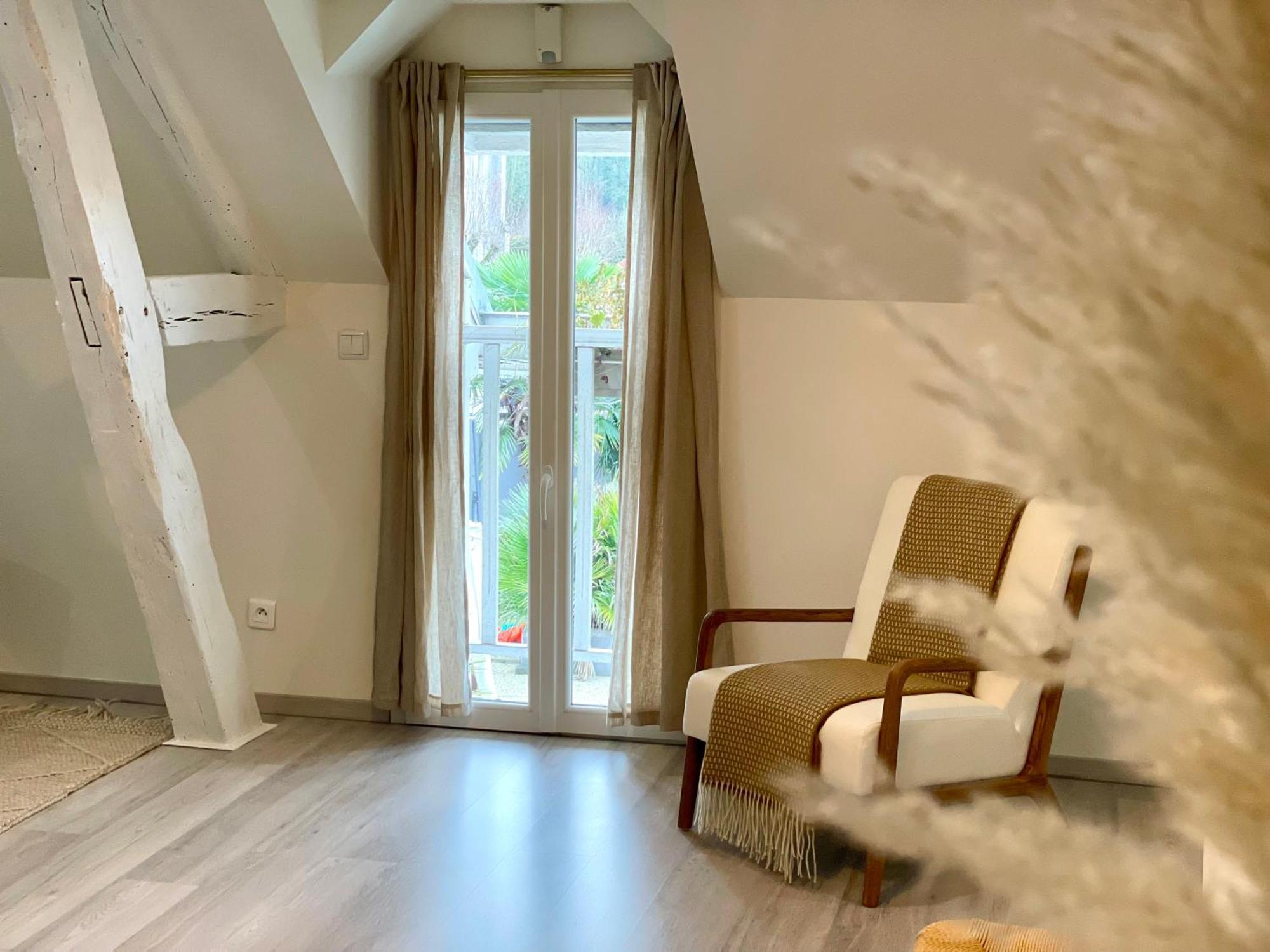 Villa De La Croix - Maison D'Hotes A 4 Minutes De L'A26 Avec Parking Villechétif 外观 照片